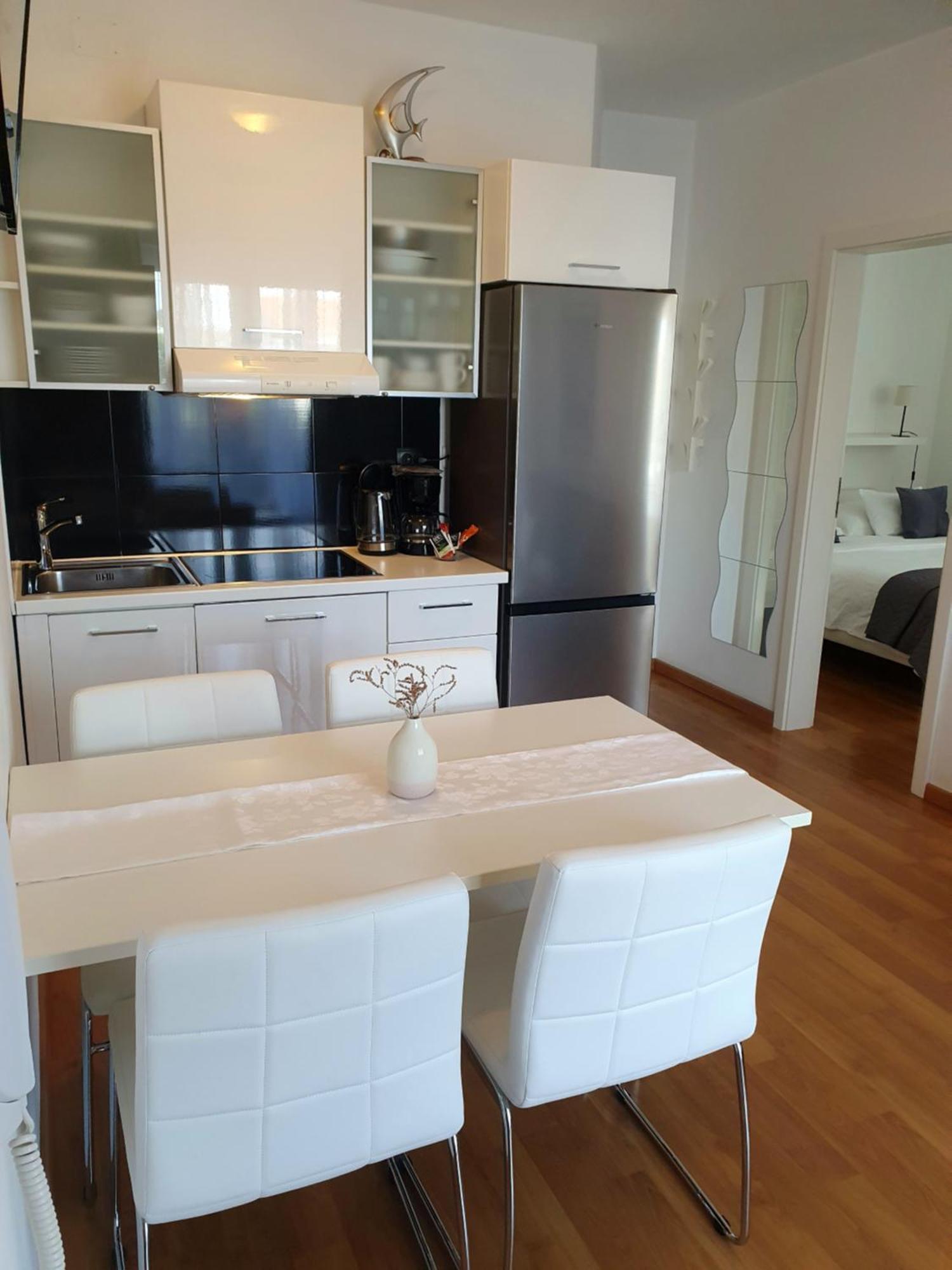 Apartments Marti Μούρτερ Εξωτερικό φωτογραφία